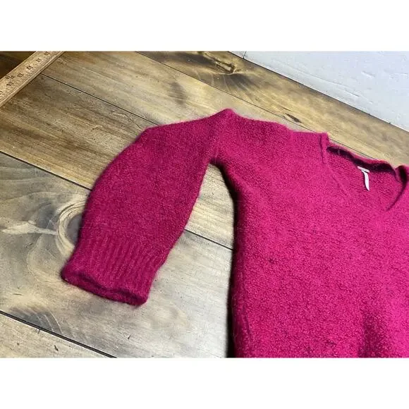 Free People Theo Alpaca Blend V-Neck Sweater Fuchsia Size Medium - Picture 3 of 10